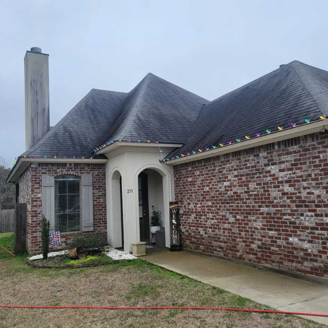 Pressure washing services in Lake Charles, LA